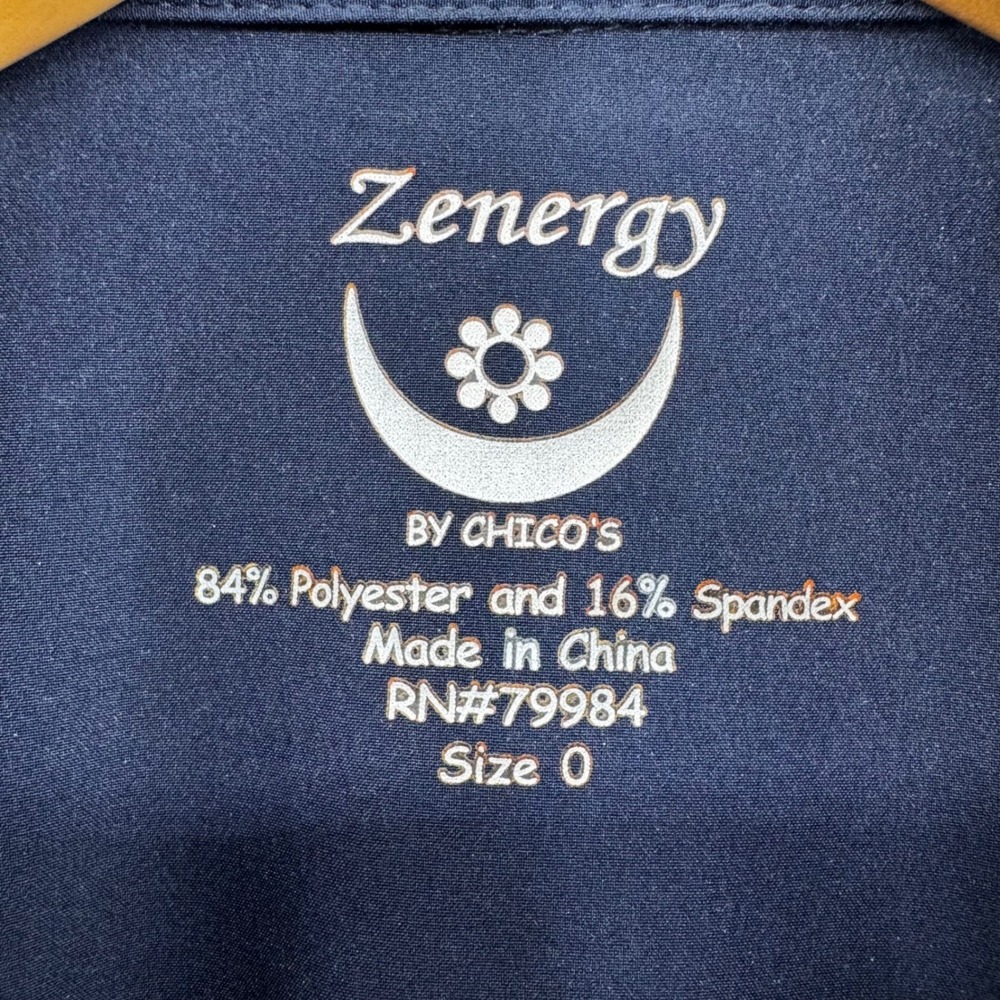 Chicos Zenergy Womens Navy Blue Full Zip Utility Vest Mock Neck Size 0 Small - Picture 3 of 12